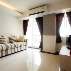 Отель Waterford Condominium Sukhumvit 50 4* Улучшенный номер