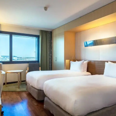 Отель Hilton Helsinki Airport 4* Стандартный номер с 2 отдельными кроватями фото 3