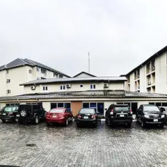 Отель Visa Karena Hotels городской автобус