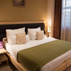 Отель Atera Business Suites комната для гостей фото 4