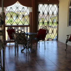 Отель Clarke Guest House развлечения