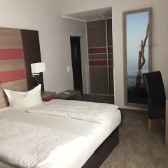 Hotel Am Alten Strom 3* Стандартный номер с двуспальной кроватью фото 9