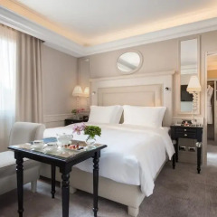 Отель Hassler Roma 5* Номер Делюкс с двуспальной кроватью фото 8