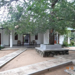 Отель Tissakumbura Holiday Home фото 12