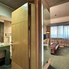 Отель Holiday Inn Belgrade 4* Стандартный номер с различными типами кроватей