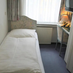 Hotel ARDE 2* Стандартный номер с двуспальной кроватью