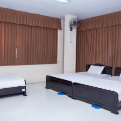 Отель Thanh Nien Guest House Стандартный номер с различными типами кроватей фото 2