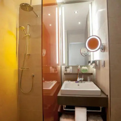 Гостиница Mercure Тюмень Центр 4* Номер Делюкс с 2 отдельными кроватями фото 3