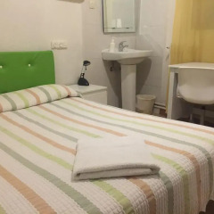 Отель Hostal Murcia Стандартный номер с различными типами кроватей (общая ванная комната) фото 4