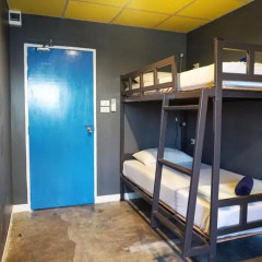 B&B House & Hostel Кровать в мужском общем номере с двухъярусной кроватью фото 4