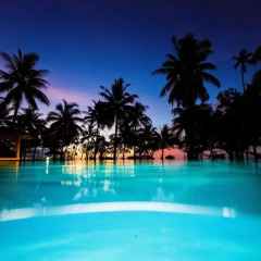 Отель Lomani Island Resort - Adults Only бассейн