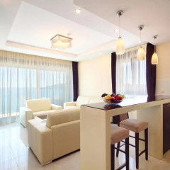 Отель Aparthotel Shine 4* Улучшенные апартаменты с 2 отдельными кроватями фото 6