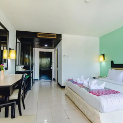 Отель Karon Whale Resort 3* Стандартный номер с двуспальной кроватью