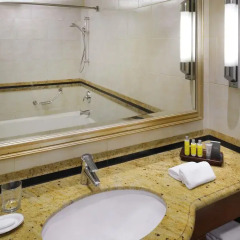 Cairo Marriott Hotel & Omar Khayyam Casino 5* Стандартный номер с различными типами кроватей фото 2