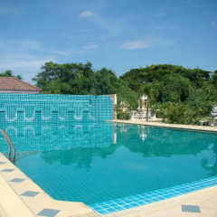 Pattaya 7 Hostel бассейн фото 2