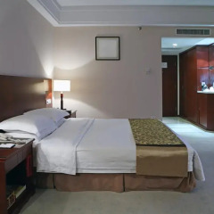 Gq Hotel & Club 4* Улучшенный номер