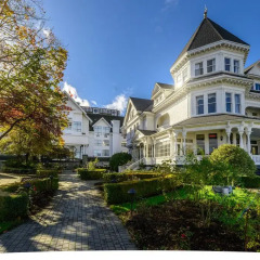 Отель The Gatsby Mansion Канада, Виктория - отзывы, цены и фото номеров - забронировать отель The Gatsby Mansion онлайн