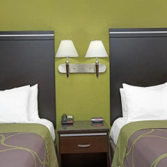 Отель Super 8 by Wyndham Inglewood/LAX/LA Airport 2* Люкс с различными типами кроватей фото 6