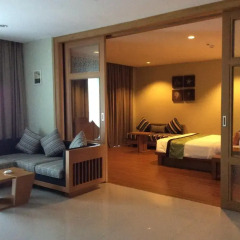 Отель The Heritage Pattaya Beach Resort 4* Люкс с различными типами кроватей