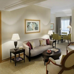 Movenpick Hotel Doha 4* Улучшенный номер с различными типами кроватей фото 2