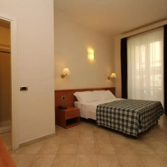 Hotel Principe Eugenio 3* Стандартный номер с двуспальной кроватью фото 5