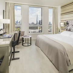 Отель H10 London Waterloo 4* Стандартный номер с двуспальной кроватью фото 3