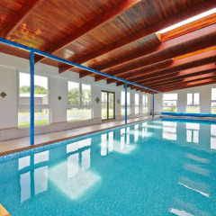 Отель Oáza Resort бассейн