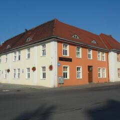 Отель Hostel Bursztynek Польша, Гданьск - отзывы, цены и фото номеров - забронировать отель Hostel Bursztynek онлайн парковка фото 2