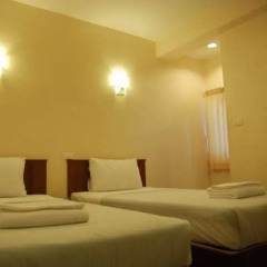 Отель Rambuttri House 2* Стандартный номер с двуспальной кроватью фото 4