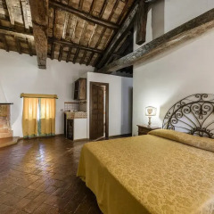 Castello Orsini Hotel 5* Улучшенный номер с двуспальной кроватью фото 2