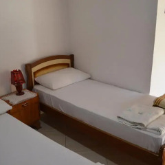 Отель Tomor Shehu Guest House Албания, Берат - отзывы, цены и фото номеров - забронировать отель Tomor Shehu Guest House онлайн комната для гостей фото 2