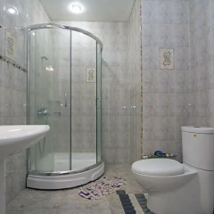 Апартаменты FlatsInYerevan - Apartments at Aram Street (New Building) Апартаменты с различными типами кроватей фото 27