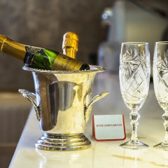 IMPERIAL Hotel & Restaurant 5* Улучшенный номер фото 2