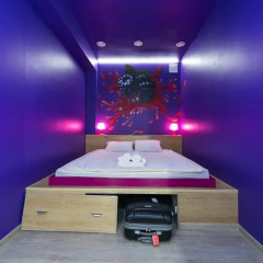 Гостиница HQ Hostelberry Номер с различными типами кроватей (общая ванная комната) фото 17