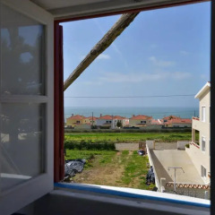 Отель Feels Like Home - Moinho do Mar near Ericeira комната для гостей