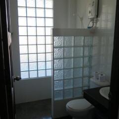 Отель Viking House Apartment Таиланд, Мэй-Хаад-Бэй - отзывы, цены и фото номеров - забронировать отель Viking House Apartment онлайн ванная