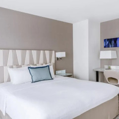 Отель Courtyard by Marriott Munich City Center 4* Номер Делюкс с различными типами кроватей