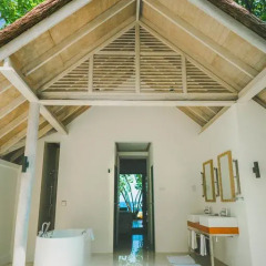 Отель Amaya Resorts And Spas Kuda Rah 4* Вилла с различными типами кроватей фото 8