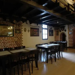 Отель Karczma Rzym & Straszny Dwor гостиничный бар
