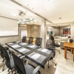 Rixwell Centra Hotel