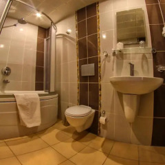 Akuzun Hotel 3* Стандартный семейный номер с двуспальной кроватью фото 7
