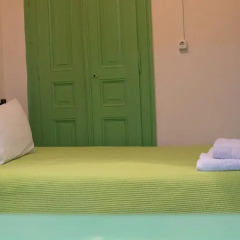 Апартаменты Antisthenes Apartments комната для гостей фото 3