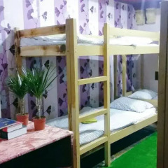 Хостел Полянка на Чистых Прудах Кровать в общем номере с двухъярусной кроватью фото 10