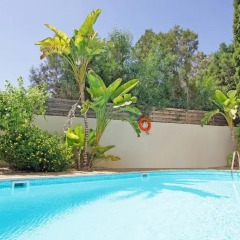 Отель Villa Grace бассейн