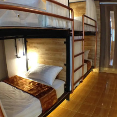 Sleep Owl Hostel Кровать в общем номере с двухъярусной кроватью фото 2