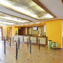Отель PortAventura Hotel El Paso - Theme Park Tickets Included Испания, Салоу - 12 отзывов об отеле, цены и фото номеров - забронировать отель PortAventura Hotel El Paso - Theme Park Tickets Included онлайн интерьер отеля фото 2