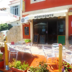 Отель Hostal Horizonte Ес-Кастель питание