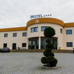 Hotel do Vale парковка