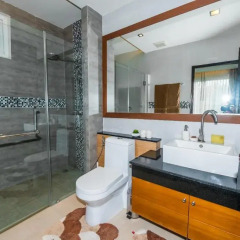 Отель Sea And Sky 1 Br By Pro Phuket ванная