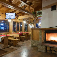 Отель Sinia Vir Eco Residence Болгария, Сливен - отзывы, цены и фото номеров - забронировать отель Sinia Vir Eco Residence онлайн гостиничный бар